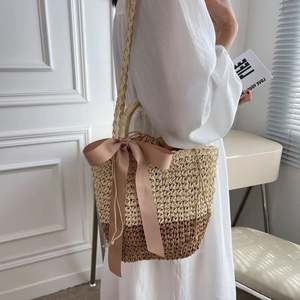 Bolso de playa Rattan <span class=keywords><strong>Bali</strong></span> Straw Barrel Monedero Bolsos a granel Tejido de haya con borde Satén Tote Tendencia Nudo <span class=keywords><strong>japon</strong></span>és - Product Image 4
