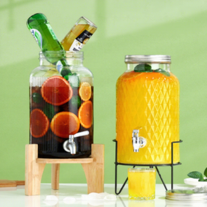 Carafe à eau <span class=keywords><strong>en</strong></span> <span class=keywords><strong>verre</strong></span> <span class=keywords><strong>avec</strong></span> couvercle et poignée, <span class=keywords><strong>pichet</strong></span> à thé glacé à nervures verticales <span class=keywords><strong>avec</strong></span> bec verseur - Product Image 1