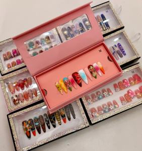 Vente en gros de 10 pièces de faux ongles en gel peints à la main, magnifiques ongles en acrylique faits à la main, de haute qualité, à presser - Product Image 1