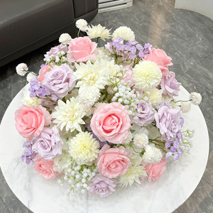 Centro de Mesa Decorativo de Boda con Bola de Flores Coloridas de Lujo en Blanco y Rosa, Rosas Artificiales y Flores de Baby Breath - Product Image 3