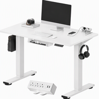 Multiprise à pince ergonomique moderne monobloc personnalisable pour bureau debout EN2 40x24, avec câble électrique réglable en hauteur