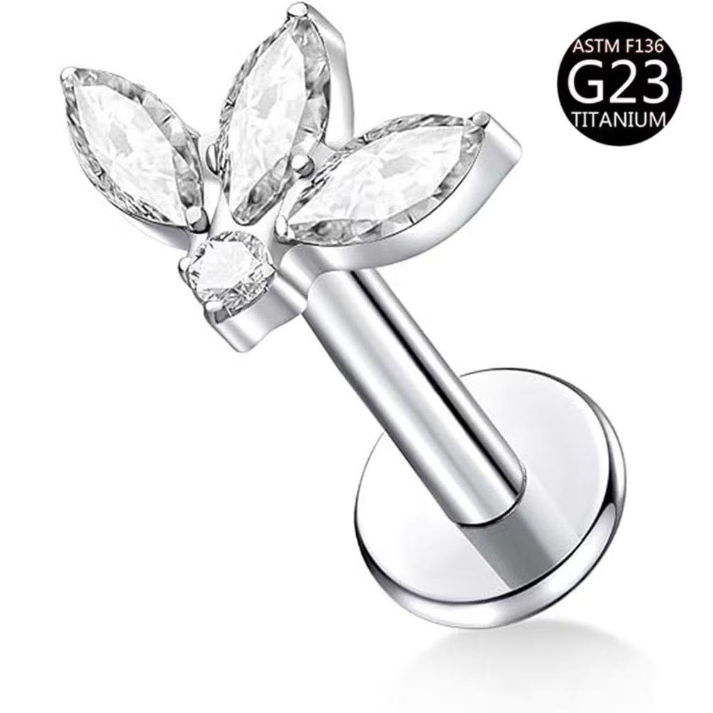 Quatre zircons blancs