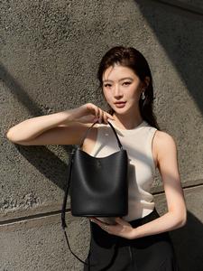 Bolso de Hombro Grande de Cuero de Grano Superior TC, Lujo Discreto, <span class=keywords><strong>para</strong></span> el Trabajo y Viajes, Sin Marca, Venta al por Mayor <span class=keywords><strong>para</strong></span> Boutiques del Reino Unido y Francia - Product Image 4