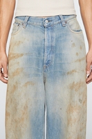 Jean unisexe coupe droite teint à la boue, effet whiskers, délavage monkey wash, délavé vieilli, déchiré, denim usé, streetwear, style urbain, vintage