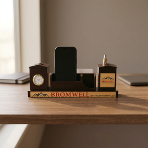 Plateau de bureau en bois personnalisé Liviya avec impression numérique pour la remise des diplômes, la rentrée scolaire, Noël et le Nouvel An - Product Image 4