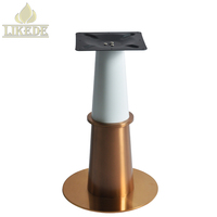 Socle de table rond luxueux à double colonne en fer blanc avec revêtement en poudre et piédestal brossé en acier inoxydable or rose