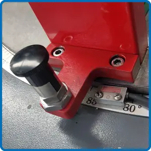 Máquina cortadora de cabezal de cualquier ángulo Perfil de aluminio Ventana de sierra de inglete simple Máquina cortadora de aluminio de cabezal único de plástico automática