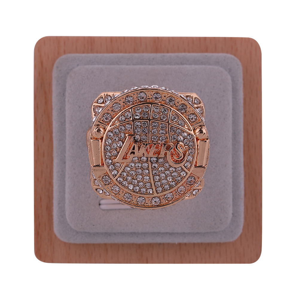 bague unique (2010 Kobe)