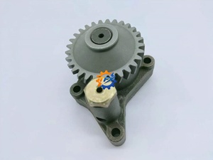 4D88E 4TNE88ปั๊มน้ำมันเครื่องยนต์ดีเซล PC40MR-2 PC45MR-1 PC50MR-2 PC55MR-3ชิ้นส่วนรถขุด PC58UU-3 - Product Image 2