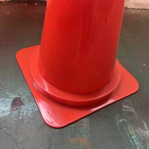 Reflektierender PVC-Kunststoff Straßenverkehrssicherheit Flexibler Kegel 75cm Straßenbau-Ausrüstung Kegel - Product Image 2