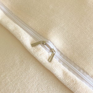 Bộ chăn ga gối đệm nhung sữa dày dặn, thiết kế chạm khắc, viền lông thỏ, ấm áp, gồm 4 món, dành cho mùa đông - Product Image 6