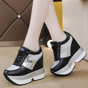 Xuanhui Nouvelles Baskets de Sport Décontractées à Lacets pour Femme, Plateforme <span class=keywords><strong>Compensée</strong></span> Épaisse et Confortable pour un Gain de Hauteur - Product Image 4