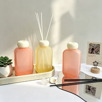 Bouteille en verre vide de 100 ml pour diffuseur d'arômes d'huiles essentielles avec bâtonnets diffuseurs