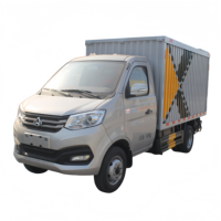 Camion à ordures Changan entièrement hermétique avec benne hydraulique, camion de collecte des déchets pour l'assainissement municipal