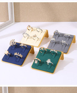 Di lusso in microfibra con 4 slot per anello in metallo, Multi-colore camoscio anello espositore per negozi di gioielli - Product Image 3