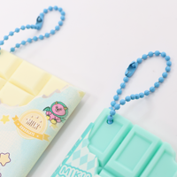 Porte-clés en chocolat personnalisé, design sur mesure, breloque sac en forme de fausse nourriture Kawaii, pendentif mignon pour sac à dos, cadeau pour elle, cadeau de fête, en gros