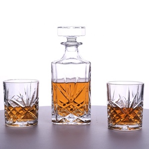 Set Decanter con Bicchieri da Whisky in Cristallo Senza Piombo, Decanter Sofisticato con Elegante Tappo e Graziosi Bicchieri da Cocktail - Product Image 2
