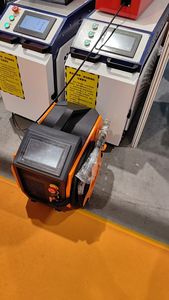 Haute qualité livraison gratuite CNC métal cellule au Lithium 5 en 1 moule refroidi par Air soudeur Laser soudage nettoyage découpeuse - Product Image 2