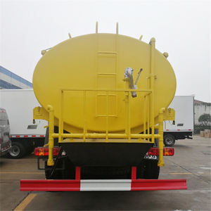 Camion-citerne à eau Sinotruk HOWO neuf et d'occasion de 20 000 litres, camion-citerne à eau et à carburant diesel avec pompe, moteur, boîte de vitesses manuelle, en vente - Product Image 5