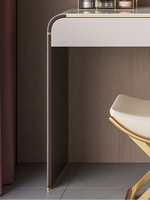 Coiffeuse minimaliste avec dessus en ardoise Chambre à coucher moderne Base en acier inoxydable Miroir de coiffeuse en cuir avec éclairage Meubles