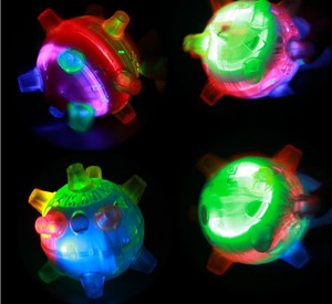 Lumière LED Saut drôle jouet Électrique Jouets Danse Balles Danse Musique Clignotant Balle Rebondissante pour Enfants Adulte LED Jouet Clignotant - Product Image 4