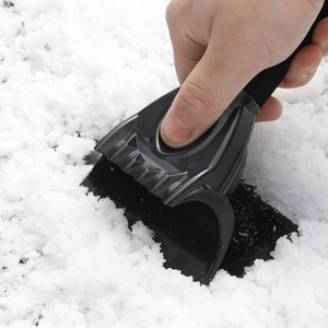 Raspador de Hielo Resistente con Mango Ergonómico, Herramienta para Remover Nieve y Hielo para Limpieza de Vehículos en Invierno - Product Image 4