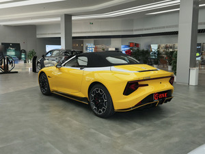 Auto Eléctrico SAIC <span class=keywords><strong>MG</strong></span> Cyberster, <span class=keywords><strong>Marca</strong></span> China, Largo Alcance 501 km, 314 CV, Batería de Litio Ternaria de 64 kWh, Deportivo Convertible Tipo Tijera - Product Image 3