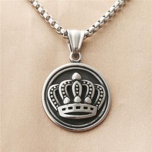 Yunnique – collier avec pendentif couronne en acier inoxydable pour femmes, bijoux géométriques rétro à la mode, 19094 - Product Image 1