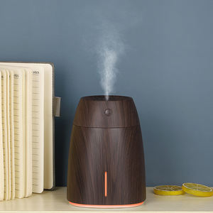Humidificateur ultrasonique 600 ml à grain de bois, alimenté par USB, avec fonction de minuterie et hydratation, pour hôtel, voiture et usage domestique - Product Image 3