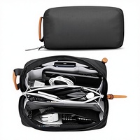 Tas Teknologi Organizer Elektronik Kantong Perjalanan Premium Kulit Tahan Lama Saku Jaring Kabel Charger (Hitam)