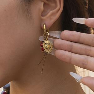 Collar de acrílico Maillard de moda para mujer, colgante de oro de acero inoxidable, collar con cuentas coloridas, cadena que no se desvanece para uso diario - Product Image 3