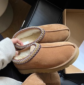 <span class=keywords><strong>Botas</strong></span> <span class=keywords><strong>de</strong></span> nieve Uggs <span class=keywords><strong>de</strong></span> alta calidad <span class=keywords><strong>para</strong></span> <span class=keywords><strong>mujer</strong></span> 2025, cómodas, suaves, impermeables, <span class=keywords><strong>de</strong></span> suela gruesa, tipo pantuflas, con forro polar y sin talón, estilo Muffin Botto - Product Image 1