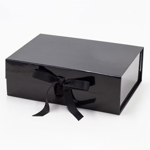Boîte d'emballage magnétique noire en papier carton personnalisé pour vêtements, vêtements cadeaux écologiques - Product Image 4