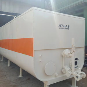 Equipo de construcción de carreteras nuevo con tanque de calentamiento de asfalto Tanque de almacenamiento de betún con componentes centrales: Motor y bomba - Product Image 1