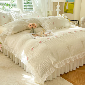 <span class=keywords><strong>Set</strong></span> di Quattro Pezzi in Stile Principessa Francese con Bordo in Cotone Lavato, Ricamato, Monocolore, Effetto Bubble-Sheen, Stile Coreano - Product Image 2