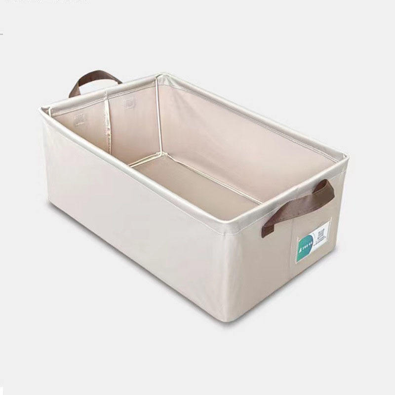 ผ้ากาบาร์ดีนสีขาวนวล มาพร้อมการ์ดสอนการแต่งกาย