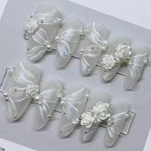 Logotipo personalizado zapatos <span class=keywords><strong>de</strong></span> ballet francés modelo acrílico medio parche <span class=keywords><strong>de</strong></span> <span class=keywords><strong>uñas</strong></span> postizas pegamento nacarado Camelia armadura diseño banda <span class=keywords><strong>de</strong></span> <span class=keywords><strong>uñas</strong></span> artificiales - Product Image 5