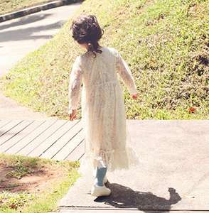 Vestido de Fiesta para Niña con Diseños de Costura Boho, Moda India - Product Image 4