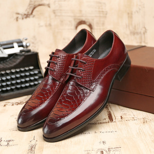 Zapatos Formales de Negocios para Hombre, Hechos a Mano con Cuero Genuino, Transpirables, con Cordones, Diseño Oxford Estilo Inglés - Product Image 1