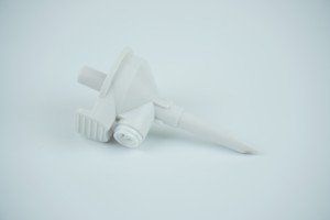 إبرة اختراق من مادة ABS مع مقبض شفاف لمجموعات العلاج بالتسريب، عالية الدقة، مصدر تصنيع مباشر - Product Image 2