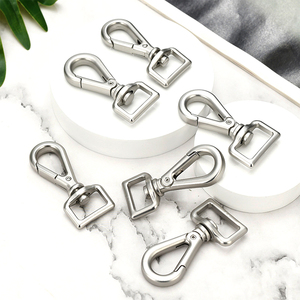 Chất lượng cao mạnh mẽ xoay móc nhiệm vụ tất cả các Brass Carabiner <span class=keywords><strong>Dog</strong></span> Leash phần cứng kim loại <span class=keywords><strong>Snap</strong></span> <span class=keywords><strong>hook</strong></span> cho da Phụ kiện túi các bộ phận - Product Image 4