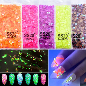 Toptan AB karanlıkta parlayan kristal taşlar olmayan sıcak düzeltme Neon Flatback Rhinestones gevşek Rhinestones sıcak satış - Product Image 2
