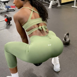 ชุดออกกำลังกายสำหรับผู้หญิงแบบเซ็กซี่ ดีไซน์ไขว้หลัง พร้อมเลกกิ้งเอวสูง ชุดโยคะรัดก้น  รับผลิตจำนวนน้อยได้ - Product Image 1