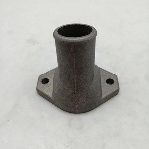 Connecteur de sortie d'eau moteur 4D95 B3.3 de haute qualité 6204-11-6421, capuchon de thermostat 6204-11-6421 - Product Image 1