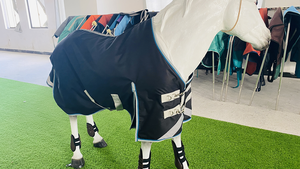 600D พรมม้าที่แข็งแรงทนทานกันน้ำได้พร้อม OEKO-TEX แยกขาฟรี - Product Image 3