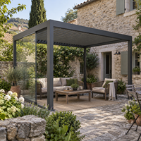 Pergola automatique réglable en aluminium avec porte coulissante en verre et toit à lames pour abri de terrasse extérieure