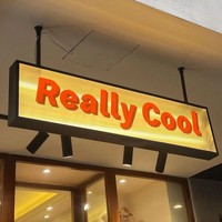 Boîte à lumière LED rectangulaire longue en acrylique côtelé, à suspendre au plafond, pour enseigne publicitaire de magasin