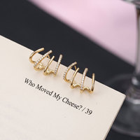 Pendientes de Oreja Minimalistas de Cuatro Puntas, Diseño de Lujo Ligero para Mujer, Tendencia Viral Premium, Elegantes
