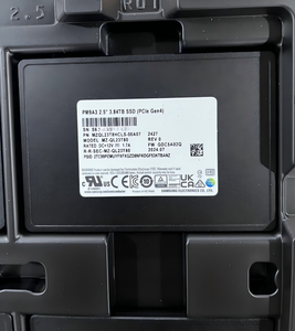 純正PM9A3 3.84TB U.<span class=keywords><strong>2</strong></span> NVMe PCIe 4.0 SSD MZQL23T8HCLS-00A07 新品未開封 - Product Image 2