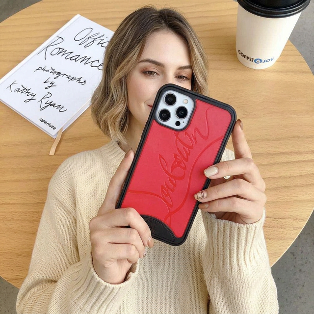 Wadegroup Luxury Designer 3D Sports Design Shockproof Soft Silicone City Scenery In-Mould Decorated Holder Phone Case for 17 18
